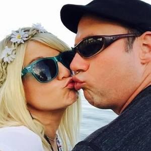 Meet your Posher, Kara