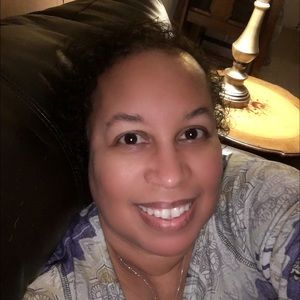 Meet your Posher, Beverly