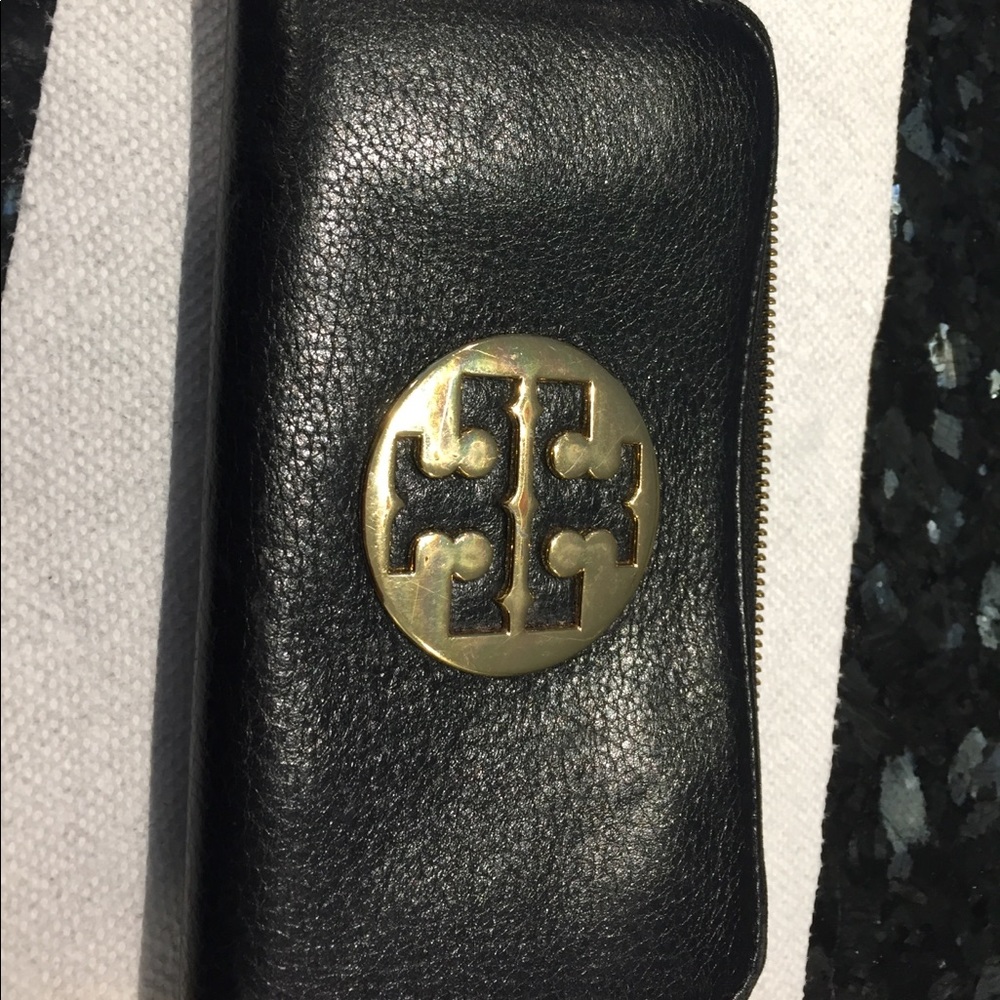 Tory Burch full size leather wallet