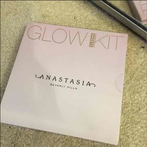 Glow kit sweets!