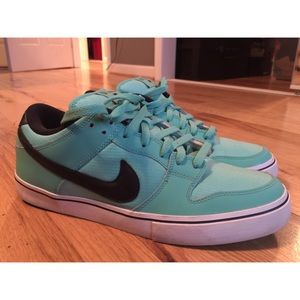 Tiffany blue Nike SOLD