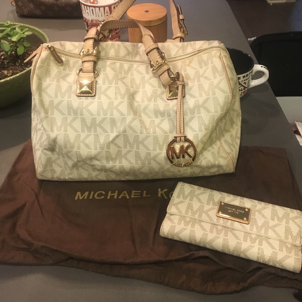 Summer white MK purse - wallet free with purchase