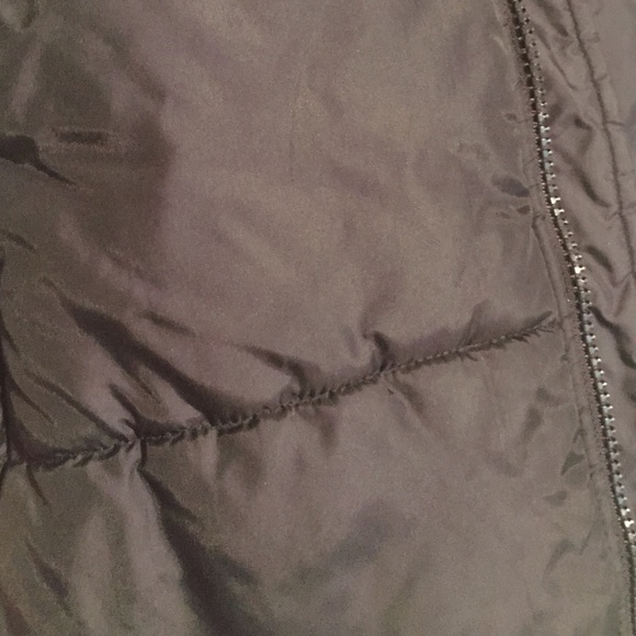 Black vest with fleece on the inside - Picture 2 of 2