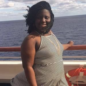 Meet your Posher, Alexis