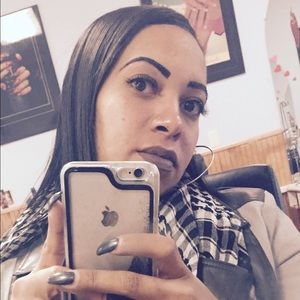 Meet your Posher, Nakeya