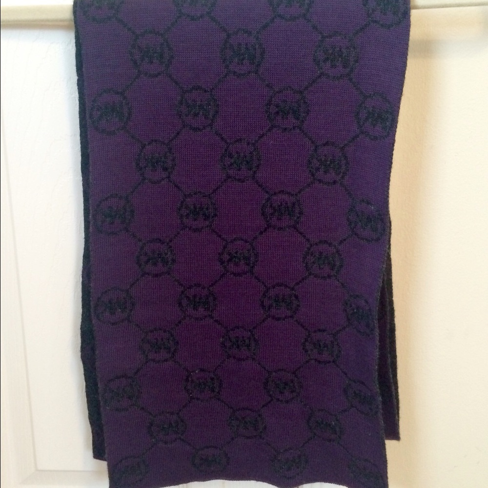 Michael Kors Scarf