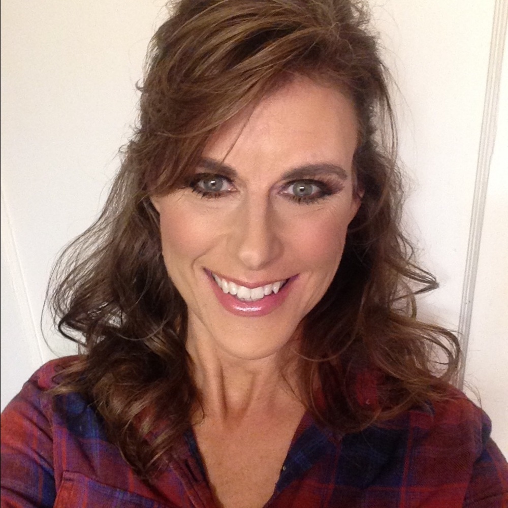 Meet your Posher, Michele
