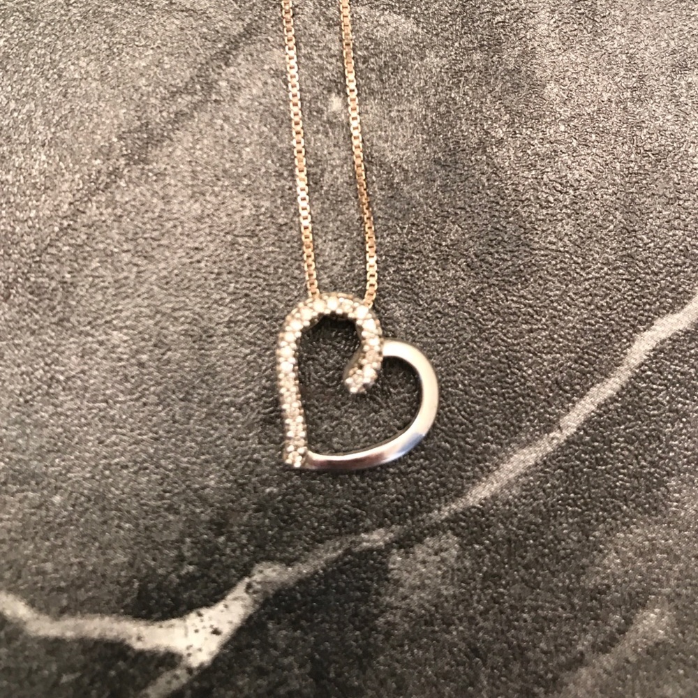 Silver heart necklace with diamond accent