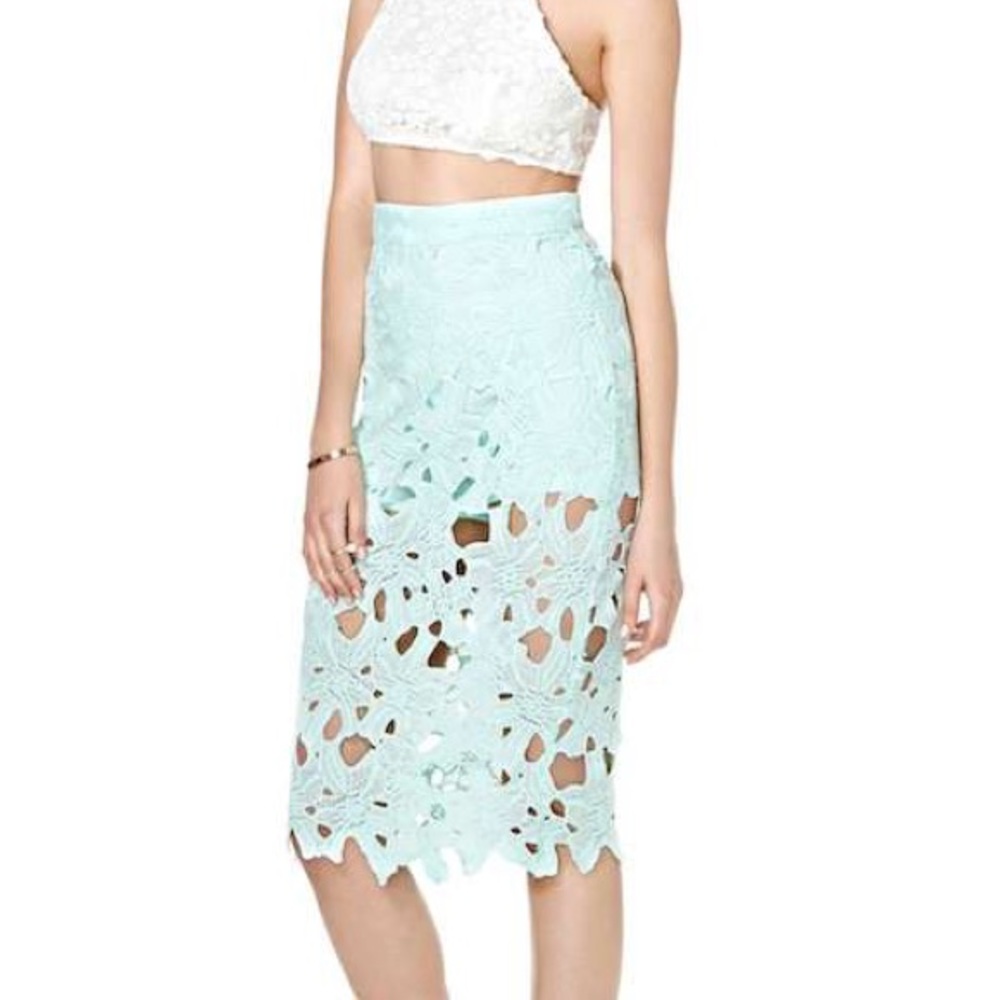 NWOT. MINT GREEN PENCIL SKIRT