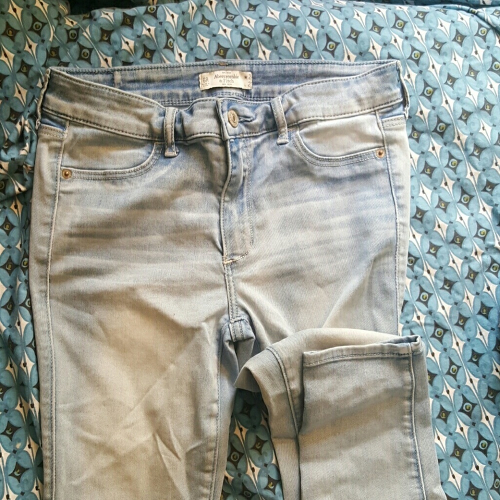 Abercrombie jeggings-light wash so soft