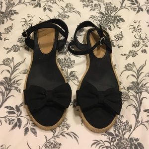 Black canvas espadrille sandals with bow