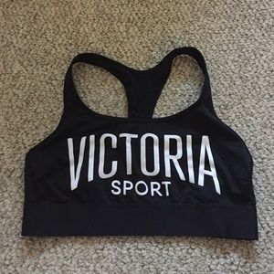 NWOT Victoria's Secret sports bra