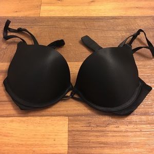 Victoria's Secret Bombshell Plunge Bra - 34A