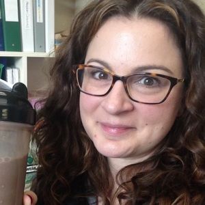 Meet your Posher, Carrie