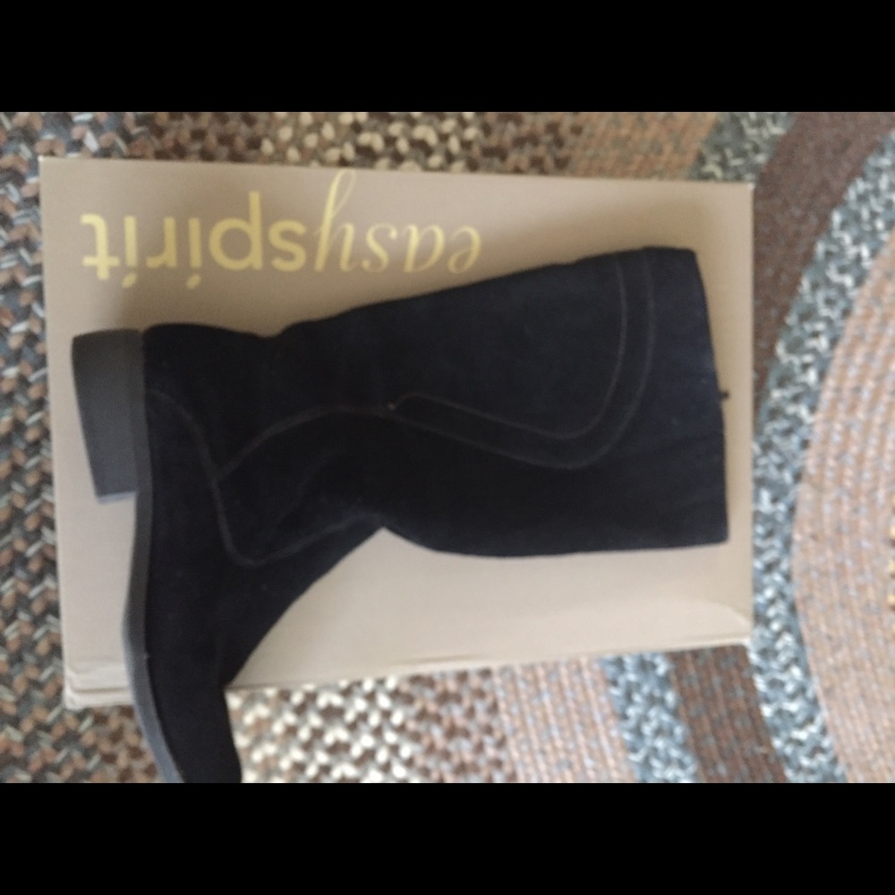 Easy Spirit Black Suede Boots