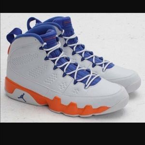 Meet your Posher, Travis