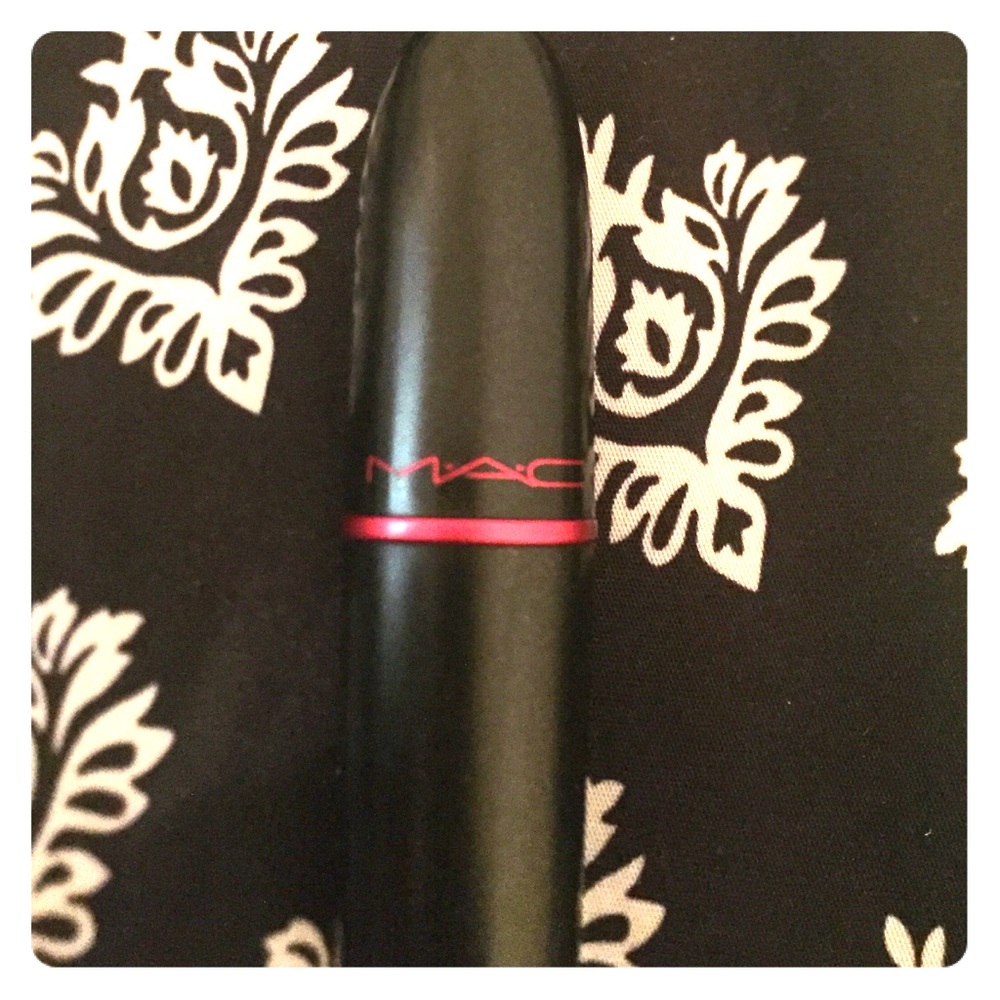 *FINAL PRICE* Mac Viva Glam Nicki Satin Lipstick