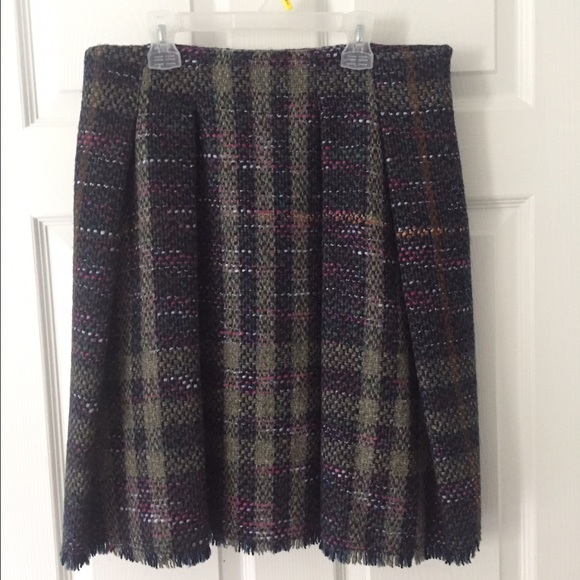 Burberry Dresses & Skirts - Exquisite NWT Burberry Wool Skirt