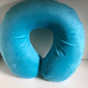 I'm selling because I don't really use it.