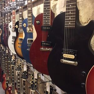 Meet your Posher, Leo