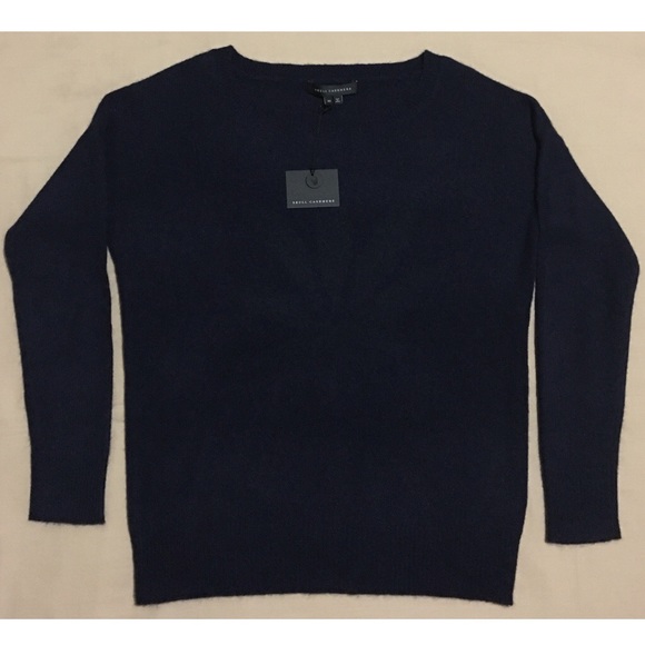 SOLD SKULL CASHMERE Cannabis Long Sleeve Sweater - Picture 2 of 4