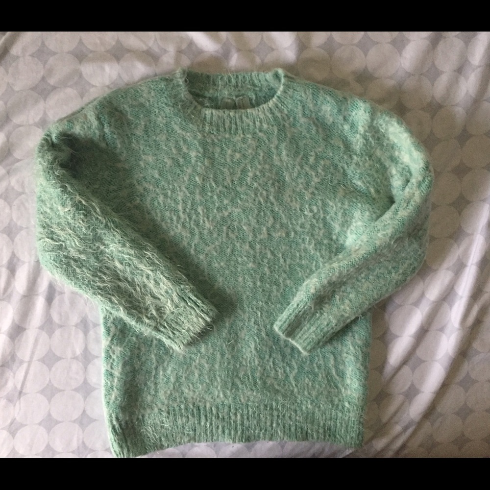 Forever 21 crop sweater