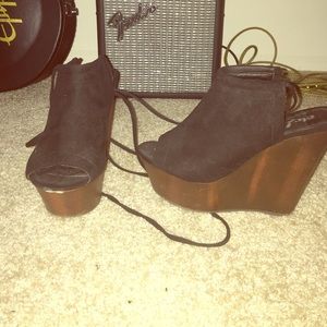 Lace up wooden wedges