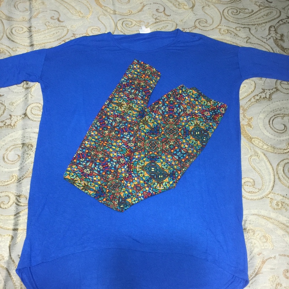 Lularoe xs Irma (shirt only)