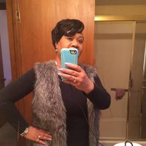 Meet your Posher, Lena