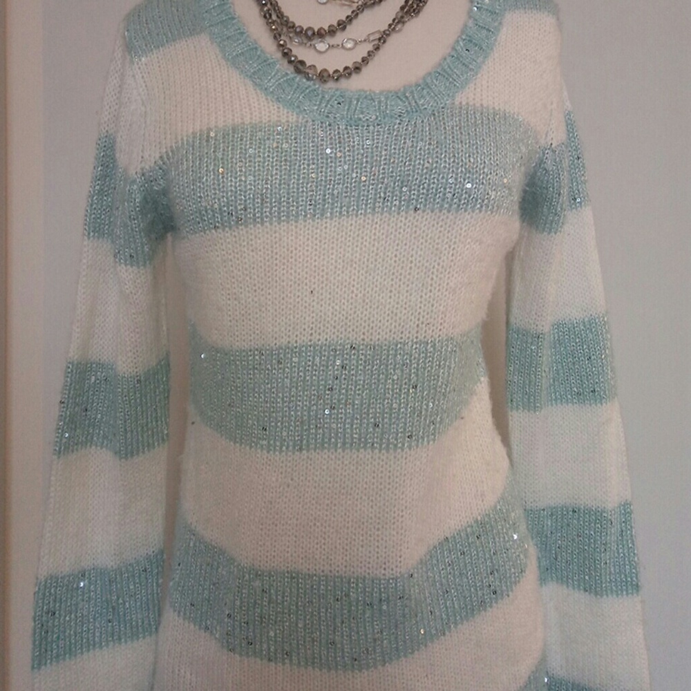 Rue 21 Crew/ Scoop Neck  Sweater