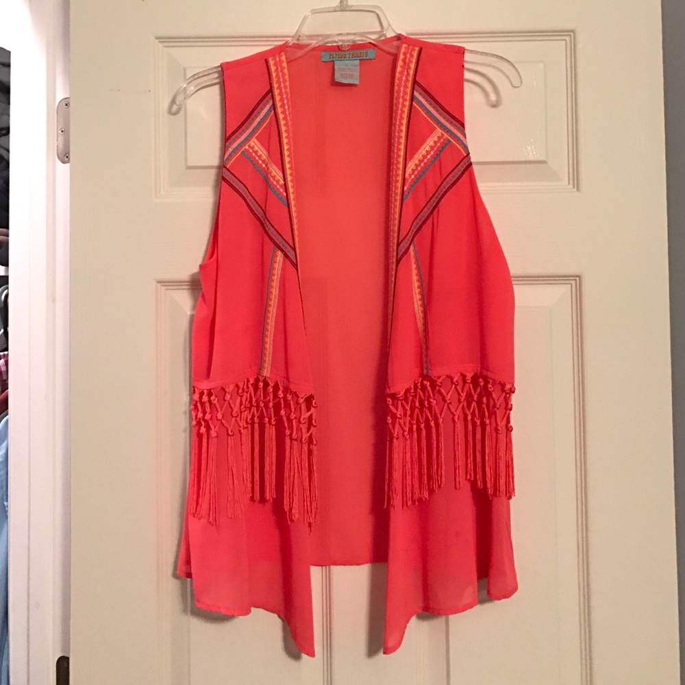 Flying Tomato Super cute vest like new