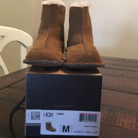 UGG Other - UGG Boo infant boot in chestnut