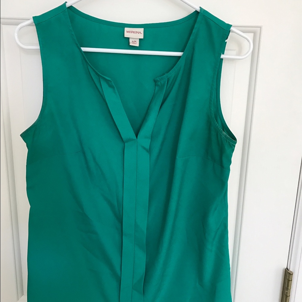 Green sleeveless top