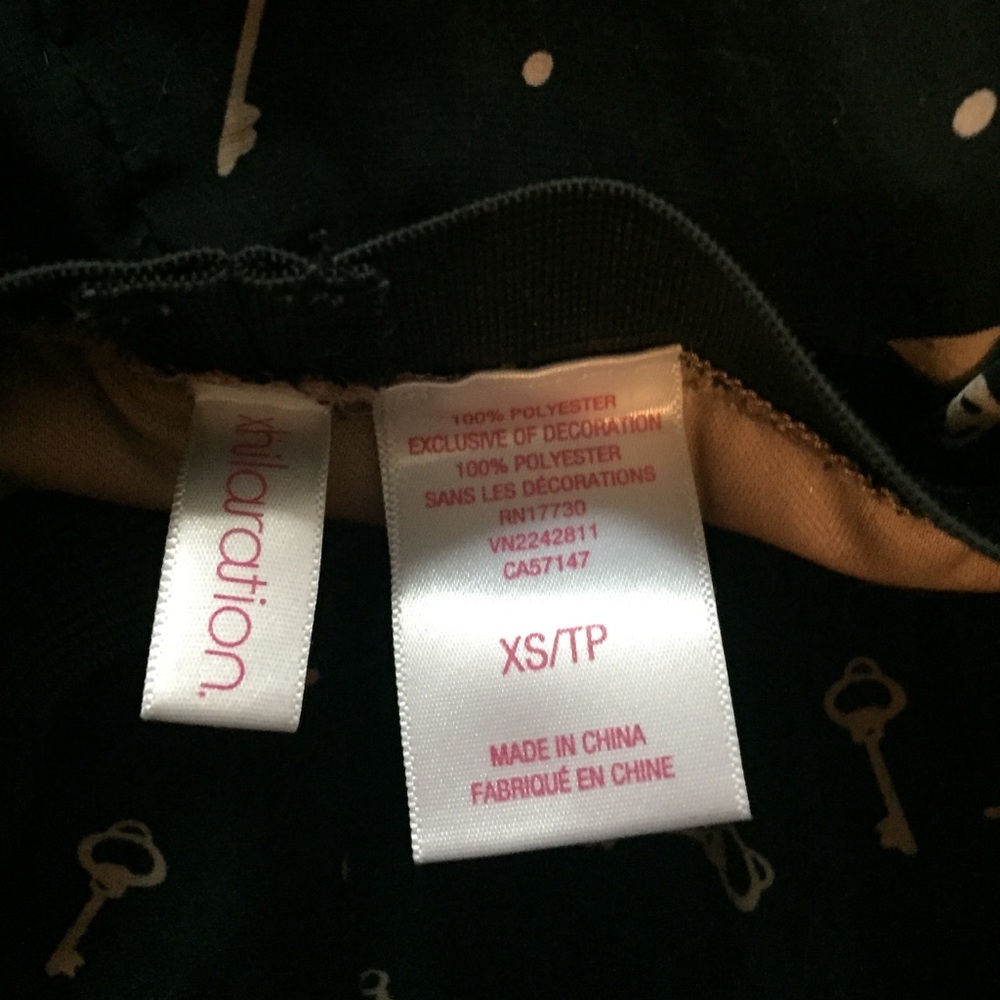 Key pattern skirt - Picture 2 of 2