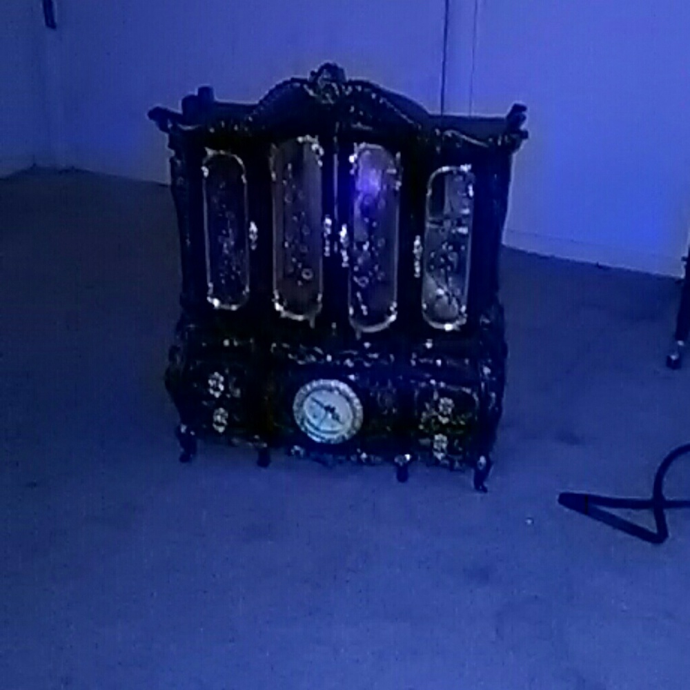 Beautiful black and gold jewelry box
