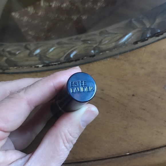 Ester Lauder new lipstick - Picture 4 of 4