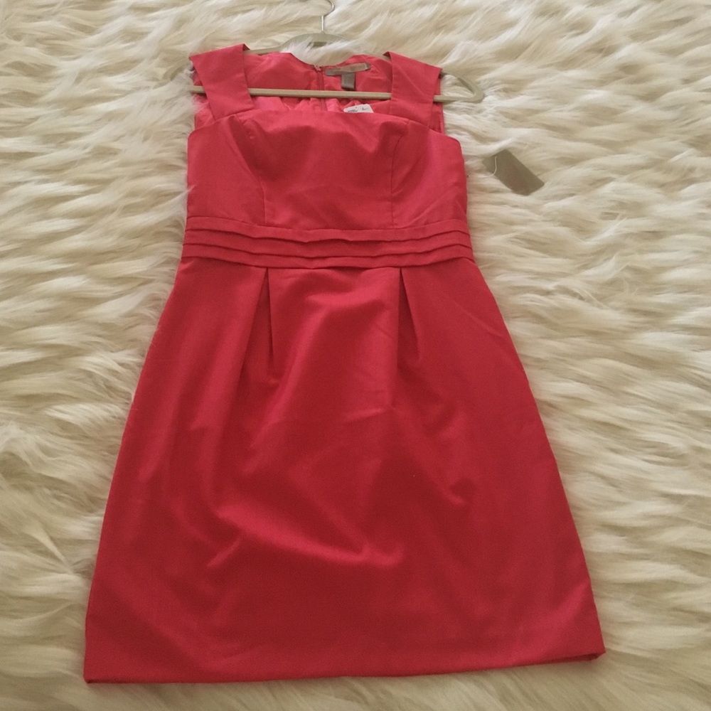 Short dress