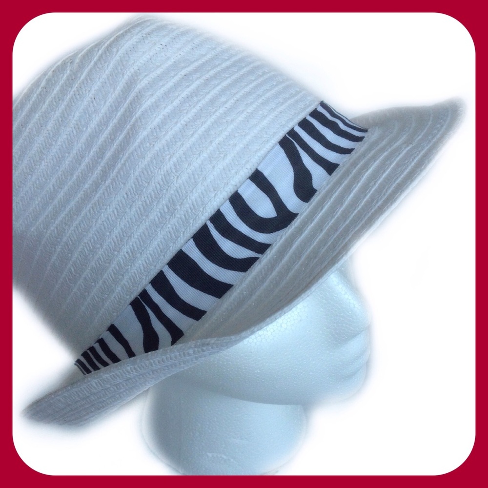 Host Pick Zebra White Hat