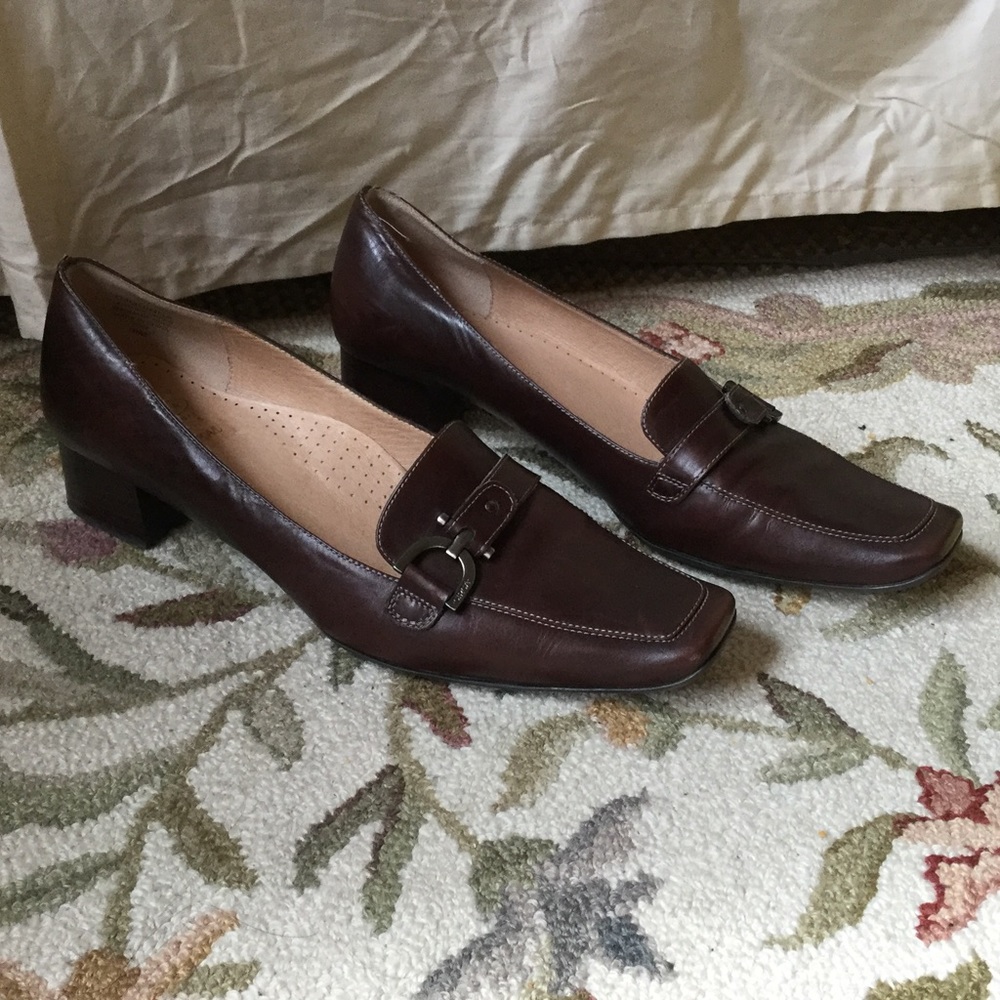 Circa Joan & David Brown Leather Loafers