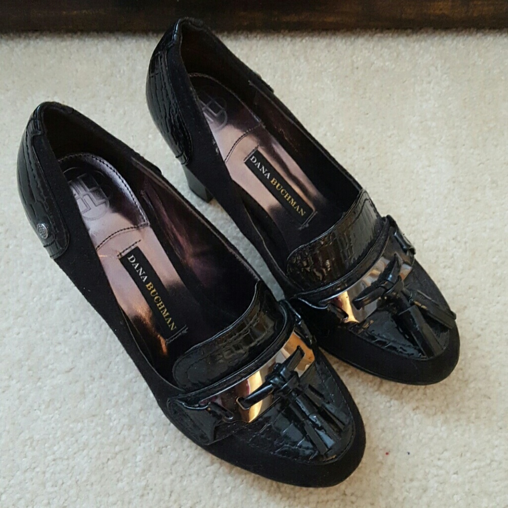 Dana Buchman heel