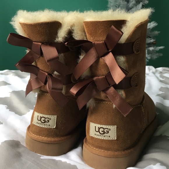 UGG Shoes - Bailey bow ugg boots!
