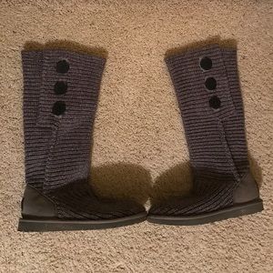 Knit Gray Uggs