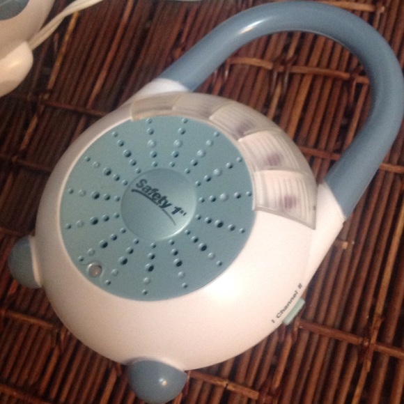 Basic Audio Monitor - Picture 2 of 3