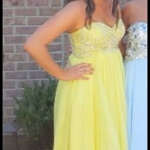 Sherri Hill prom dress size 10