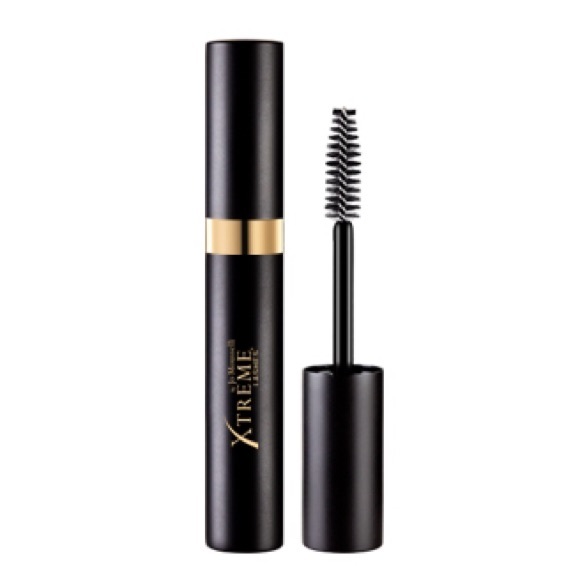 Xtreme Lash Length & Volume Mascara - Picture 1 of 1