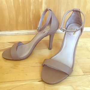 Nude sandal heel