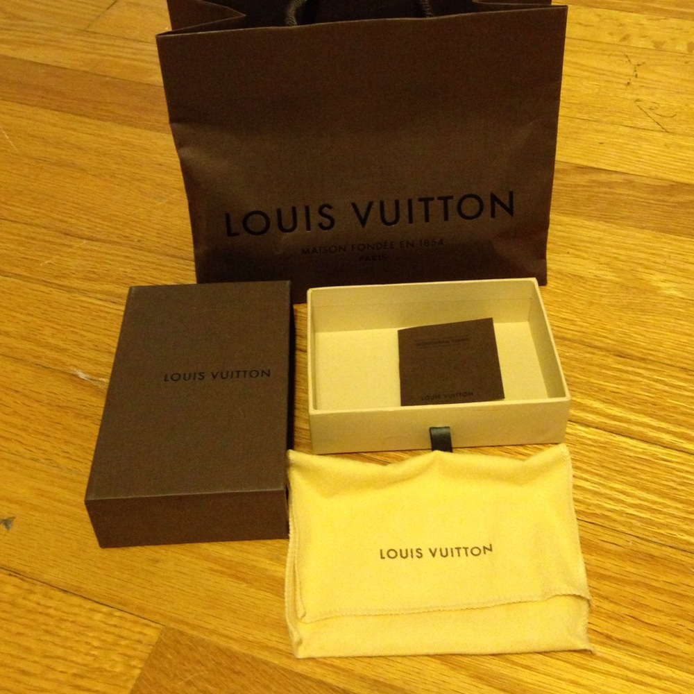 Louis Vuitton Shopping bag/Key Pouch Box and cloth