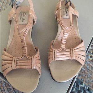 Clark's Tan sandals