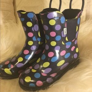 Toms polka dot rain boots size 11 (Youth)