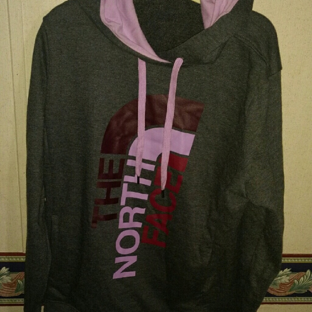 Sold North Face hoodie size XL like new